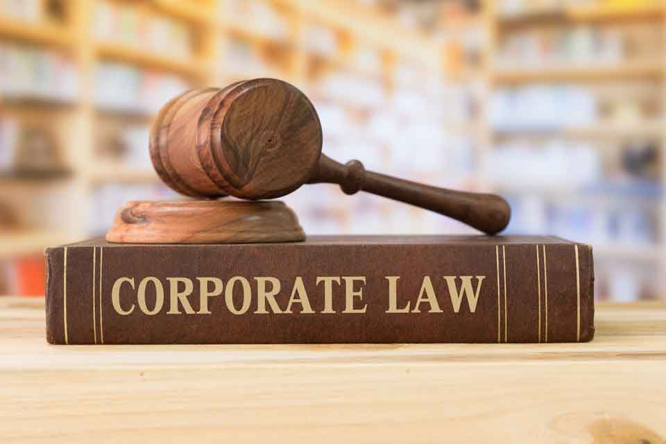 Corporate Lawyers in Pune Pimpri Chinchwad, Mumbai